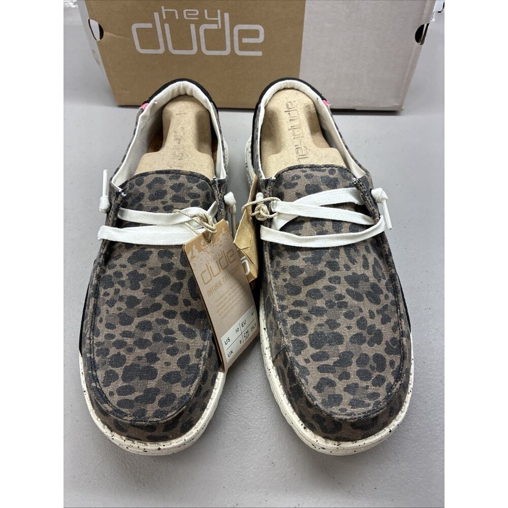 New Women's 10 Hey Dude Wendy Jungle Brown 121411532 NEW With Box Animal Print - Picture 2 of 6